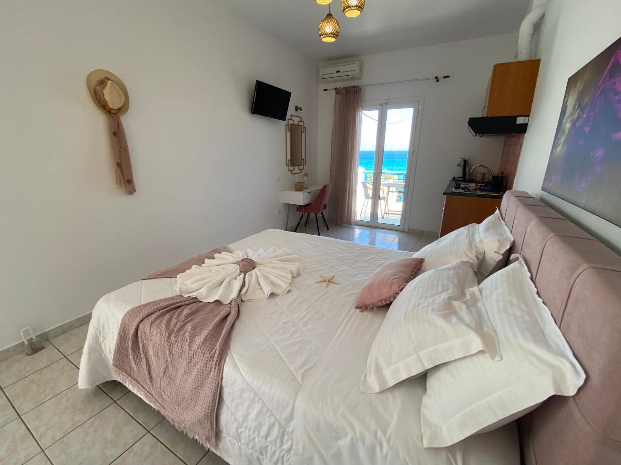 Athena Kythera Diakofti Bagian luar foto